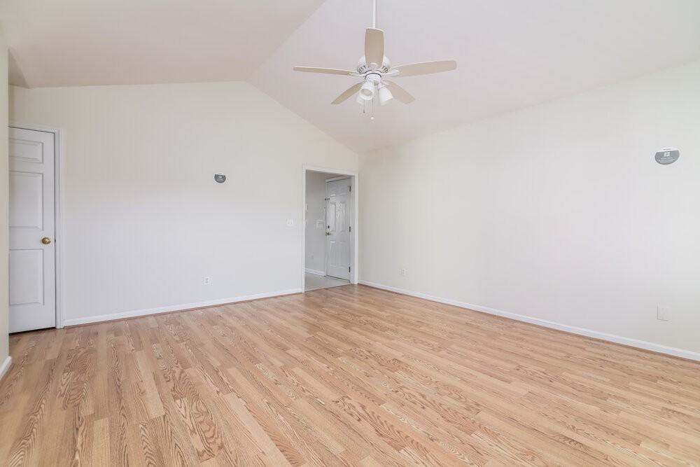 525 Groveton Trl - Photo 4 of 16