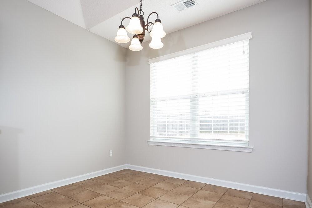 3181 Scott Hill Cir - Photo 5 of 15