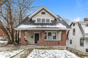 featured image of 922 Wells St