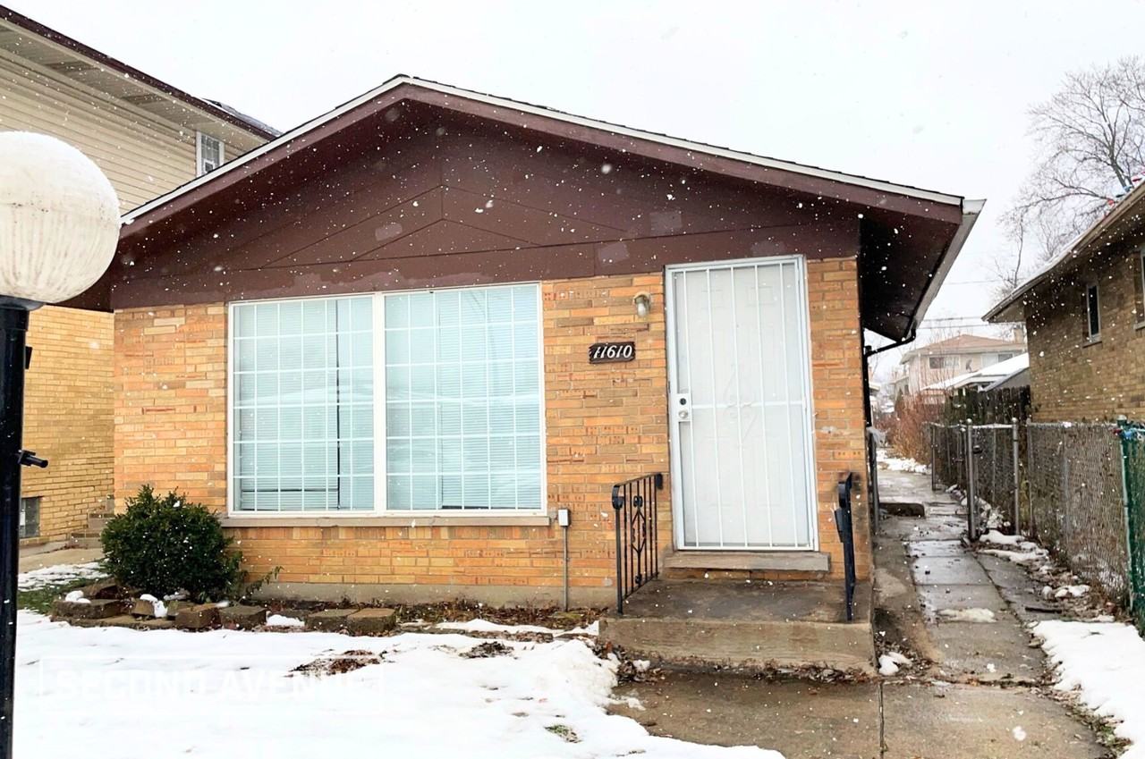 11610 S Elizabeth St - Photo 2 of 16