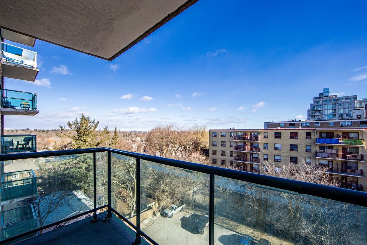 440 Eglinton - Photo 6 of 8