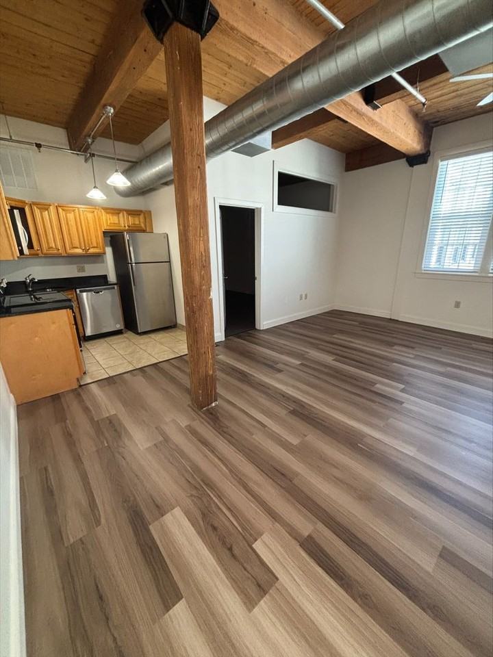 Emerson Shoe Lofts - Photo 7 of 50