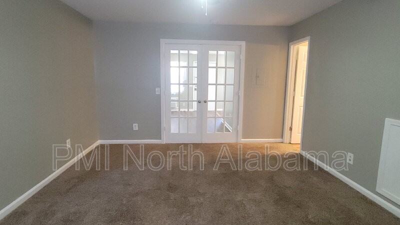 4421 Bonnell Dr Nw #7 - Photo 7 of 12