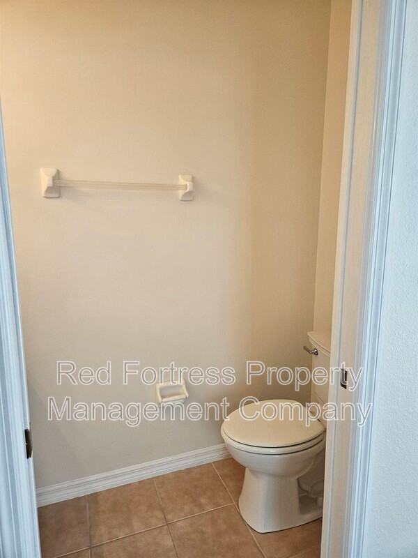 8293 Pacific Beach Dr - Photo 4 of 11