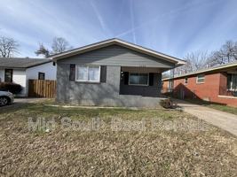 featured image of 3136 Center St