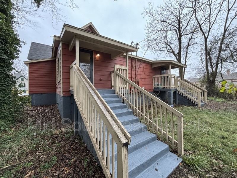 2820 S State St - Photo 4 of 11