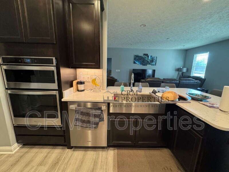 6336 Filly Cir - Photo 5 of 31