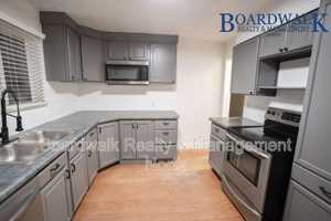 featured image of 1287 Douglas St #1