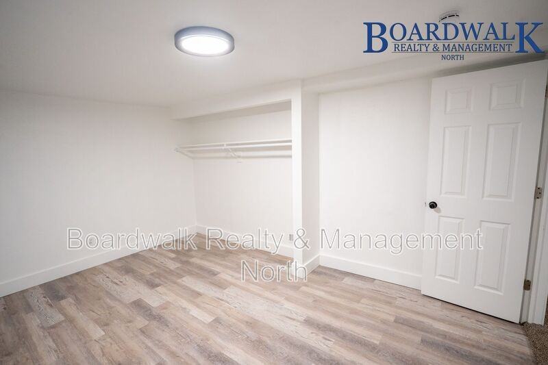 1287 Douglas St #1 - Photo 7 of 24