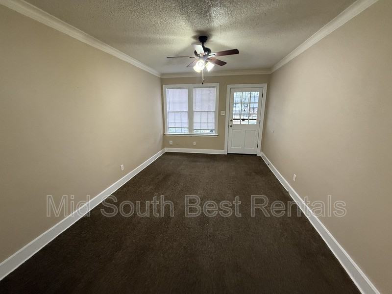 1319 S Barksdale St - Photo 2 of 14