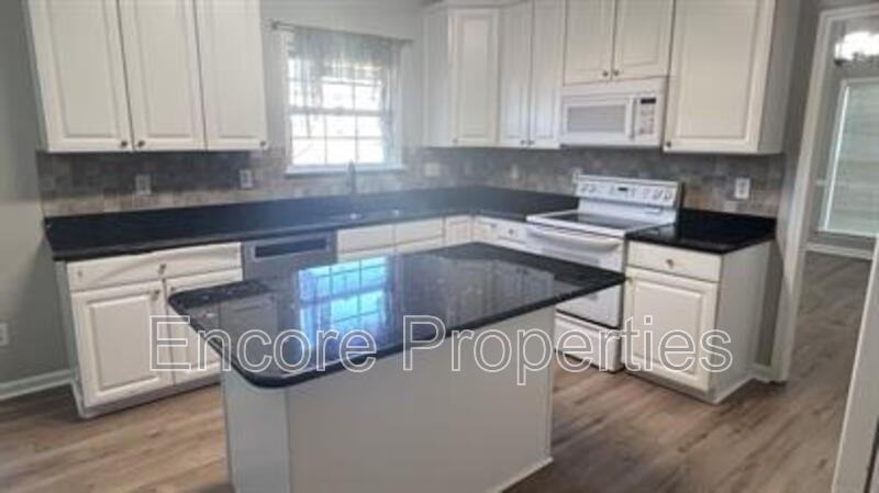 104 Ackley Ct - Photo 2 of 13