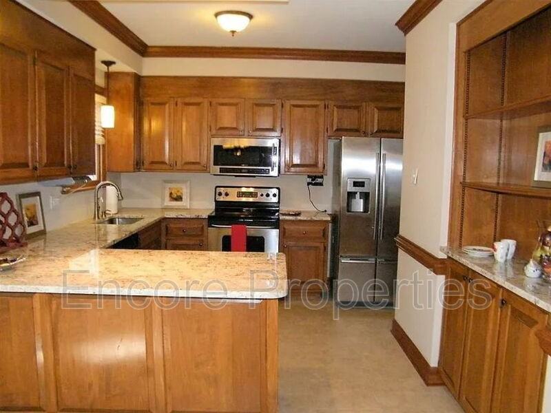 106 Whispering Pines Ct - Photo 4 of 22