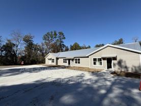 1418 Se Magnolia Loop #102 - Photo 1 of 1