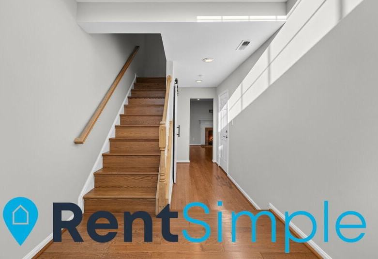 297 S Pickett St - Photo 5 of 43