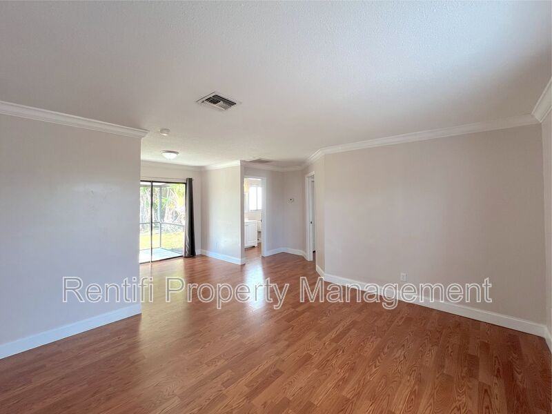 18134 Matanzas Rd - Photo 5 of 30