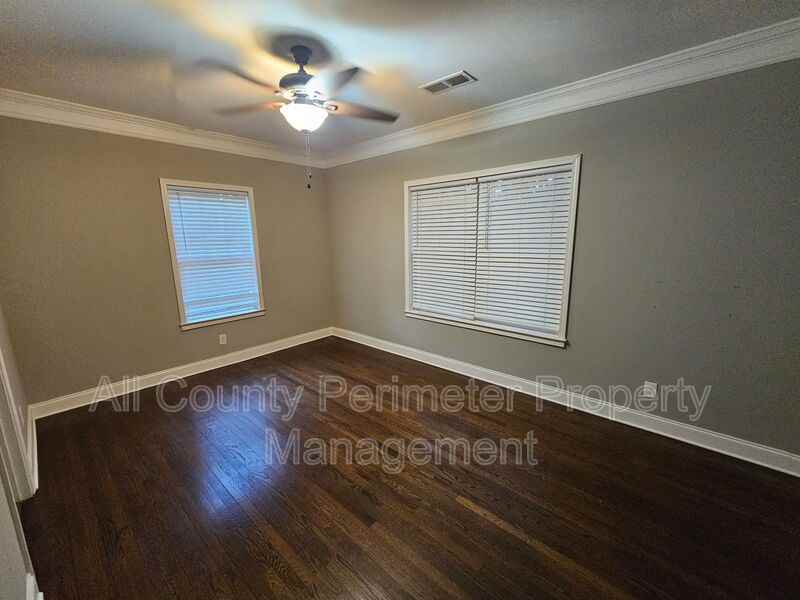 198 Joseph E Lowery Blvd Nw - Photo 5 of 16