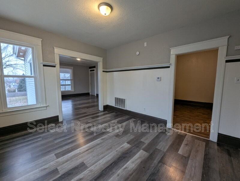 345 W Williams St - Photo 7 of 21