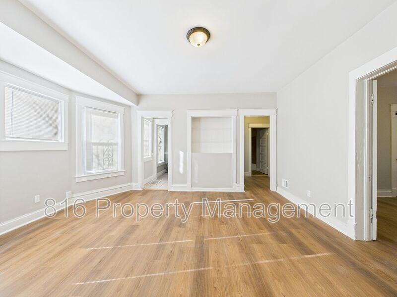 2712 Park Ave - Photo 3 of 17