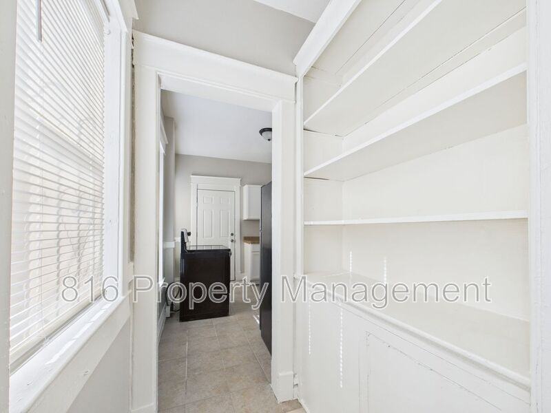 2712 Park Ave - Photo 5 of 17