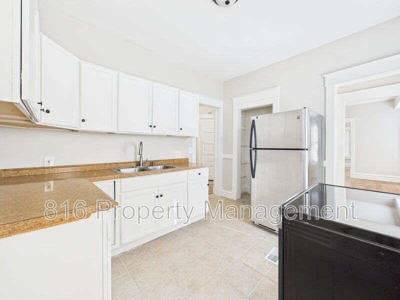 2712 Park Ave - Photo 7 of 17