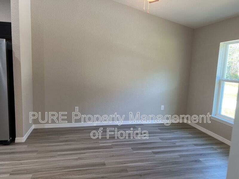 6504 Sw 140th Place Rd #1 - Photo 7 of 33