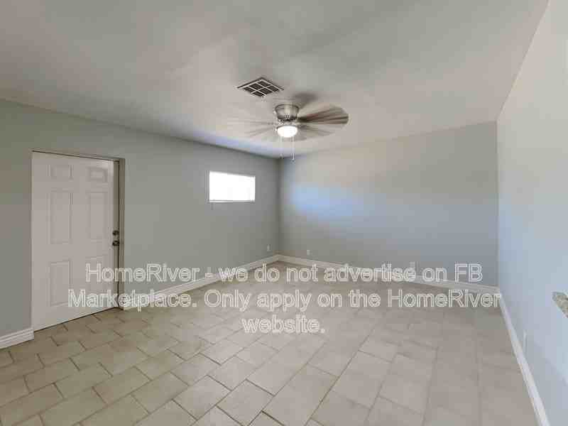 3040 W Windrose Dr - Photo 6 of 25