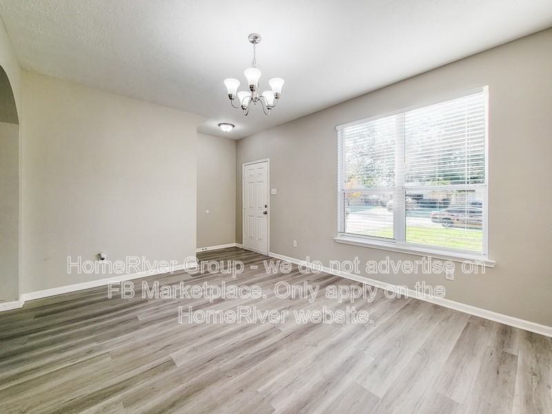 3926 W Lindbergh Ct - Photo 3 of 25