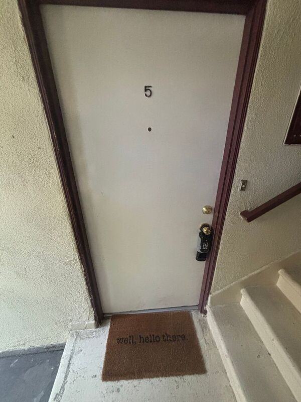 1608 Amberwood Dr #5 - Photo 2 of 27