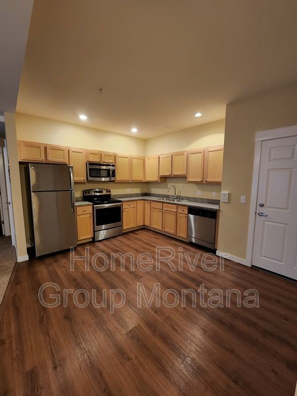 1500 S 14th St W #210 - Photo 4 of 27