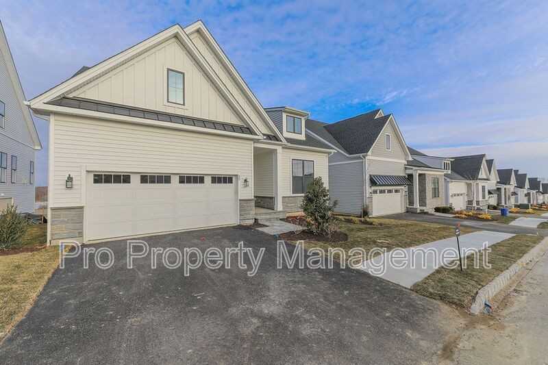 35 Lookout Rdg - Photo 3 of 44