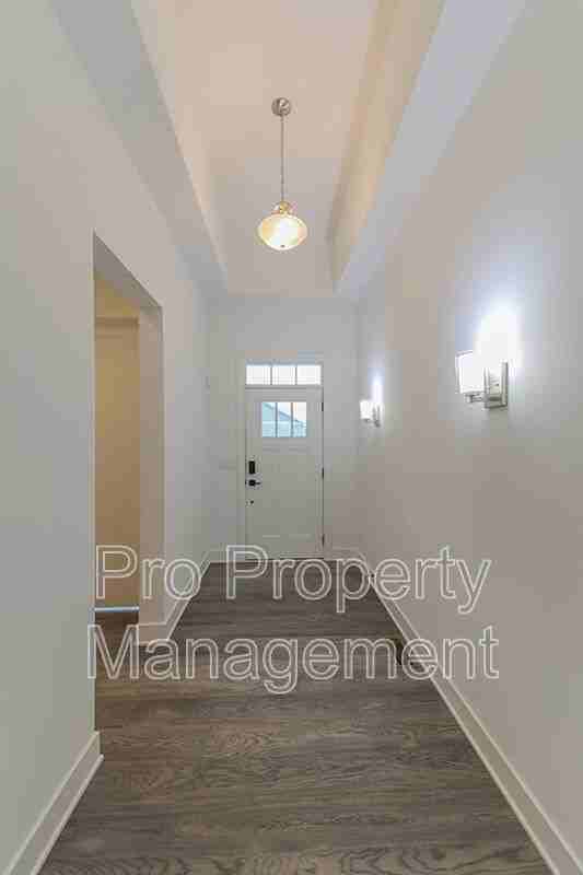 35 Lookout Rdg - Photo 4 of 44