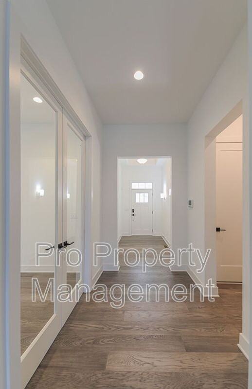 35 Lookout Rdg - Photo 6 of 44