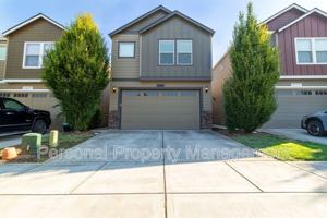 featured image of 2621 Ne 131st Ave