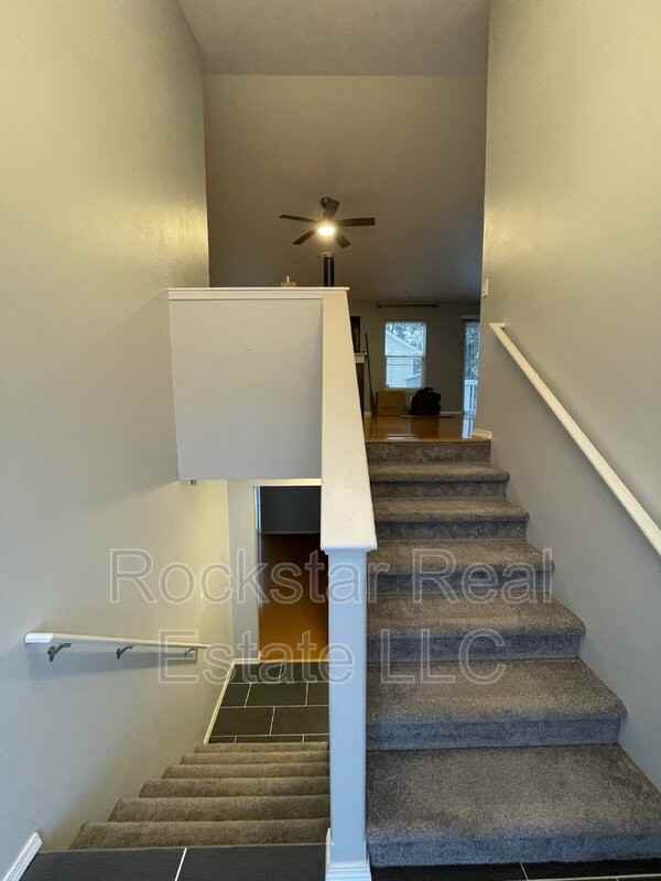 9022 W Campus Dr - Photo 7 of 35