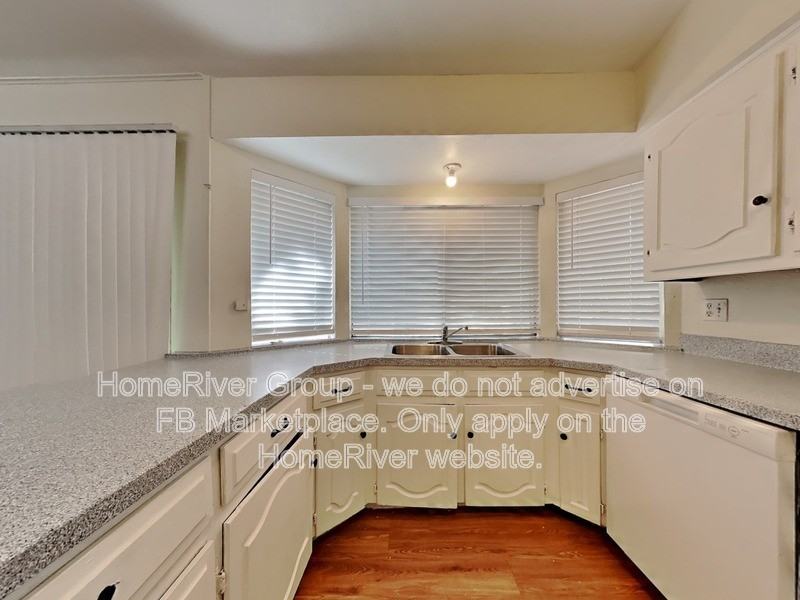 411 Gulledge Ln - Photo 6 of 25