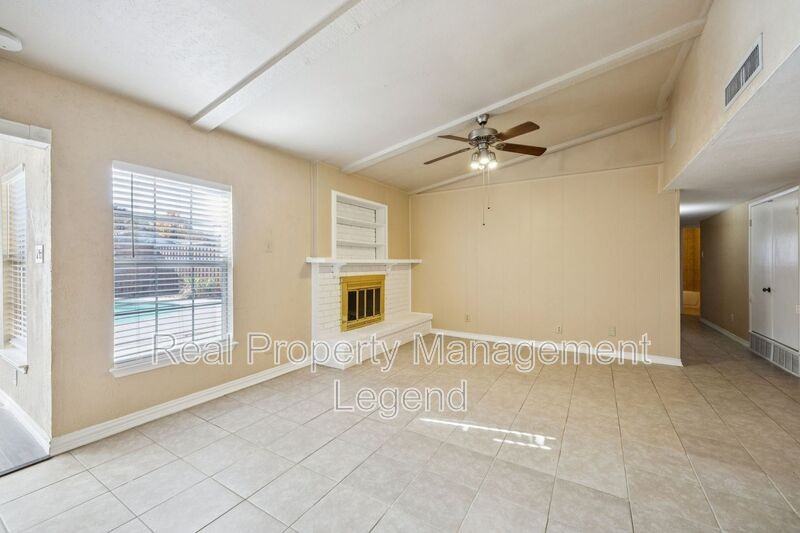 1312 Goodwin Dr - Photo 7 of 26