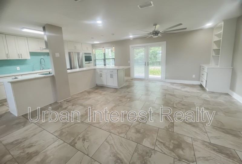 802 E Pine Forest Dr - Photo 6 of 18