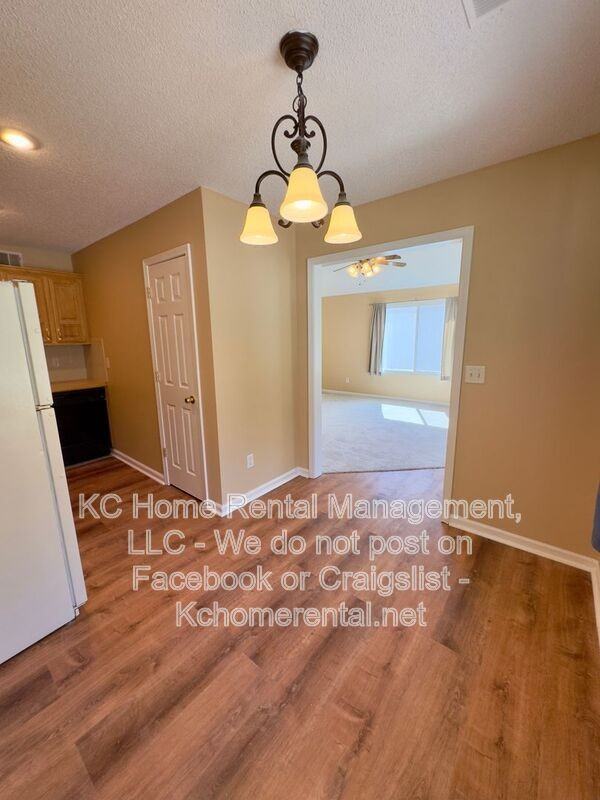 8643 Melrose St - Photo 7 of 29