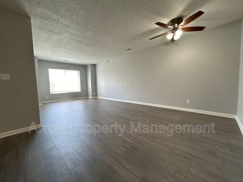 1216 S 2nd St #203 - Photo 2 of 9