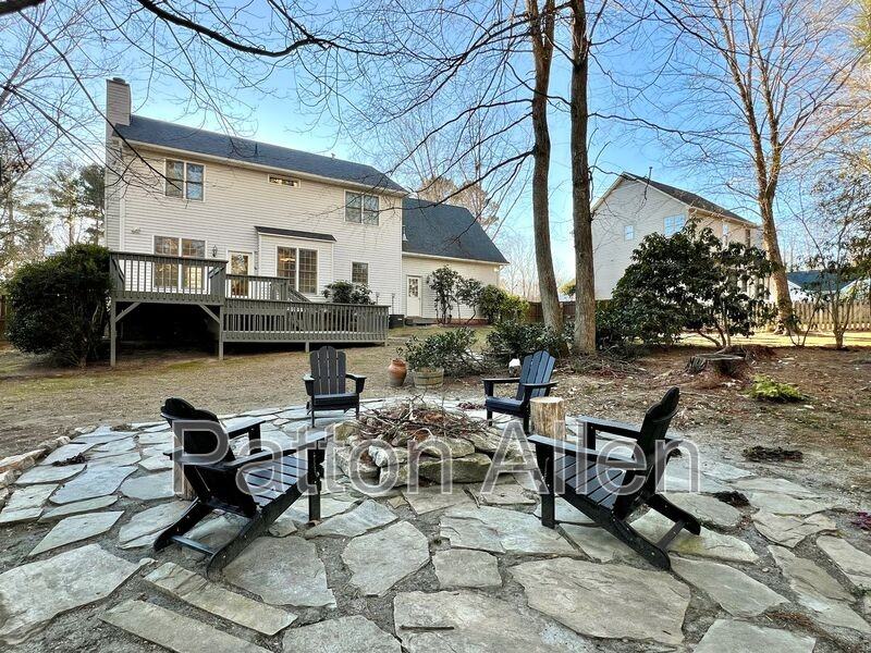 29 Whispering Oak Ct - Photo 3 of 42