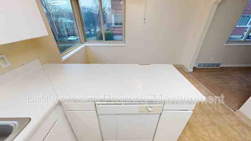 1225 Lytle Ln #1 - Photo 3 of 8