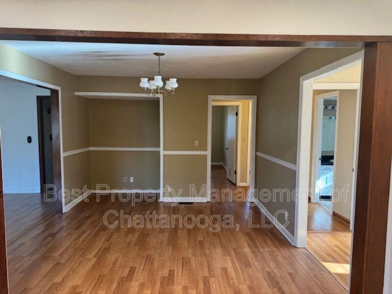 3607 Whitehead Ave - Photo 4 of 13