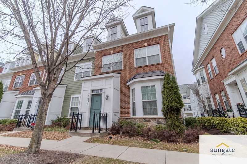 5757 Richards Valley Rd - Photo 3 of 44