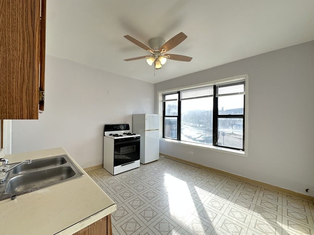 4393 N Elston Ave #5 - Photo 4 of 21