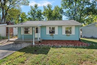 400 Lexington Dr - Photo 1 of 1