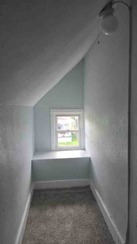 669 S 35th St - Photo 4 of 13