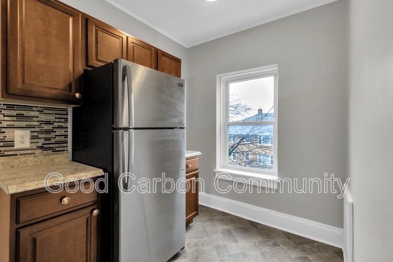 1016 Amherst St #C1 - Photo 3 of 11