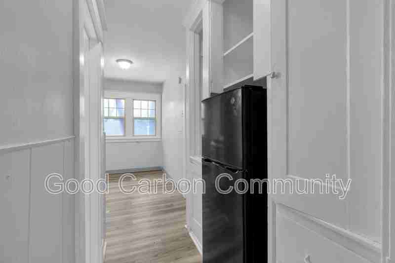 2720 Main St #25 - Photo 5 of 13