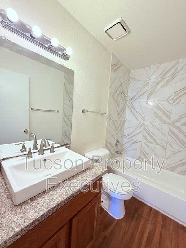 660 S Tucson Blvd - Photo 4 of 16