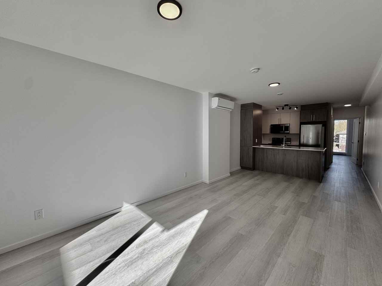 15 Rue Guizot Est - Photo 3 of 12